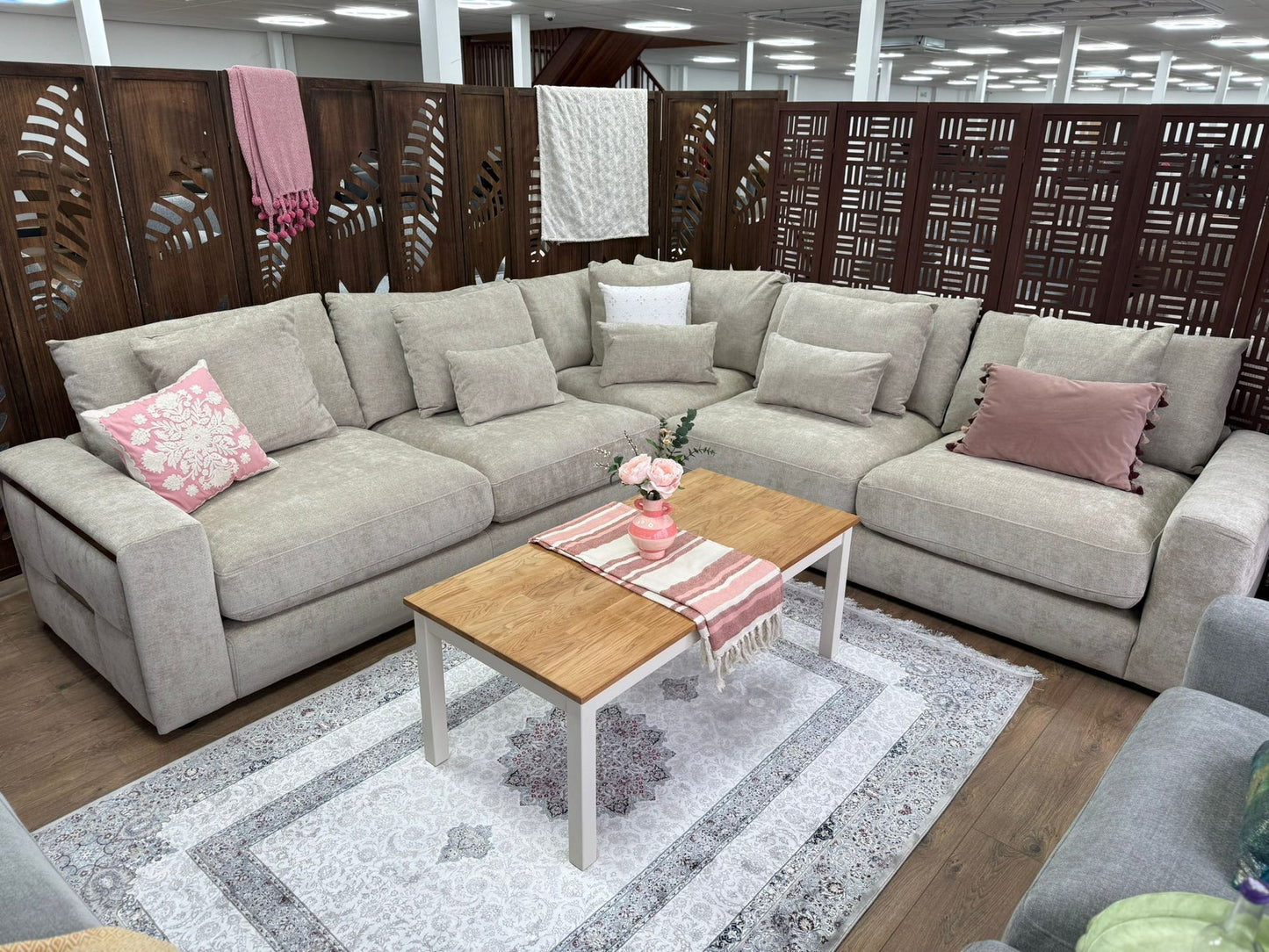 Jupiter Sofa Beige Large Corner